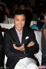 组图:《特殊身份》首映 甄子丹力拼《金刚狼2》