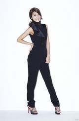 组图：少女时代新专辑写真曝光 九色魅力各具特色