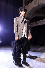 幻灯组图：南拳妈妈摆脱杰伦影子 称双J一直是好友