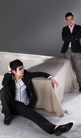 组图：首部性喜剧《精慌》精美宣传照