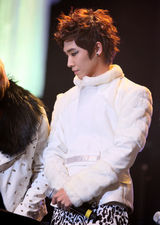 高清图：韩国人气男组合MBLAQ首次歌迷会