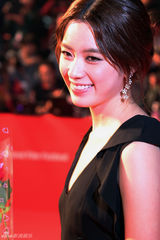 高清组图：釜山电影节开幕 群星竞艳红地毯