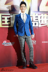 组图：张晓龙国剧盛典领甄嬛群妃大跳后宫STYLE