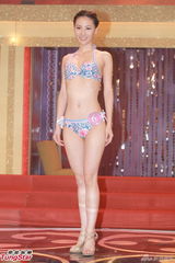 组图：ATV亚洲小姐众佳丽泳装火辣展身材