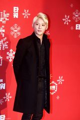 高清组图：韩片《巨塔》VIP首映举行群星捧场