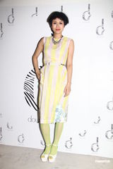 组图：何嘉莉预产期为9月 吴雨霏惹整容疑云