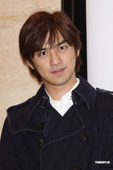 组图：陈柏霖助阵《我可能》编剧原创小说发布会