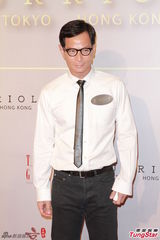 组图：刘嘉玲进军香港餐饮业 圈中友人前来捧场