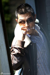 组图：黄维德颓废大片魅惑释放熟男魅力