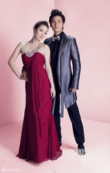 组图：丁子峻拍摄《时尚新娘》 辣妹新娘曝光