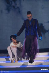 组图：众大腕助阵苏永康个唱 莫文蔚陈奕迅捧场