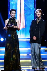 组图：上海电影节颁奖礼现场 各奖项揭晓