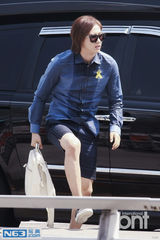 组图：韩团B1A4飞LA出席韩流庆典阳光帅气