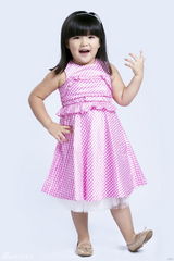 组图：《爸爸去哪儿》曝海报 林志颖酷郭涛萌