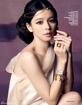 幻灯图：徐若瑄“情系”珍珠 时尚大片贵气袭人