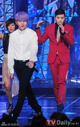 组图：BEAST凭《美丽的夜晚》获MCountdown三冠王