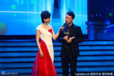组图：第18届白玉兰奖现场 黄海波小宋佳夺帝后