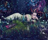 组图：“爱丽丝”米娅魔幻大片 缤纷冷面女神