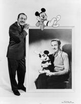 组图：迪士尼诞辰111周年 珍贵私照独家曝光