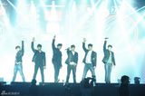 高清图：2PM少女时代BEAST等巴黎公演激情燃爆全场