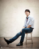 高清组图：玄彬退伍首拍写真 诠释从少年到男人