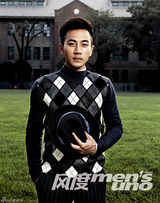 组图：刘恺威学院派秋装写真 返校园致敬青春