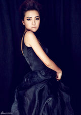 高清图：徐静蕾时尚大片冷艳迷人 笑言要感谢绯闻