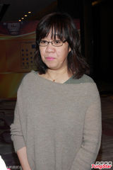 组图：TVB庆功宴大派红包 陈百祥无惧狗仔队