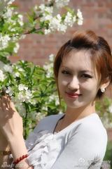 组图：北大校花赢选美冠军 浓妆照引热议