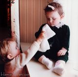 组图：迈克尔-杰克逊罕见家庭照温馨抱娃