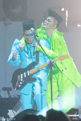 组图：达明一派25周年纪念个唱 相隔8年再踏红馆