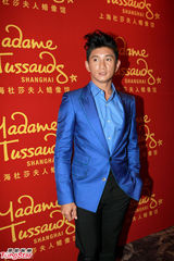 组图：吴奇隆将以帝王造型入驻蜡像馆 量身仍卖萌