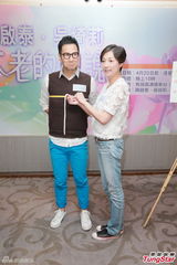 组图：吴绮莉开心抗衰老 自曝怀孕时想过自杀