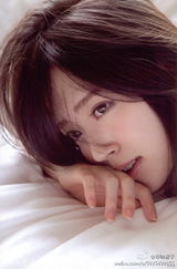 组图：铃木爱理20岁纪念 平胸也可以性感和美丽