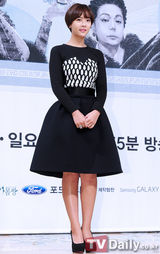 组图：姜至奂黄静茵新剧发布 崔如真透视装抢镜