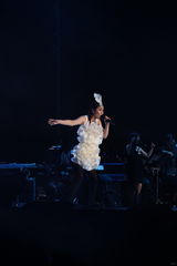 组图：SHE演唱会北京热唱 繁星漫天全场嗨翻