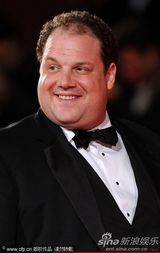 组图：《黑马》首映 布莱尔带初生儿子走红毯