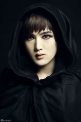 组图：0086男团奢华宣传照曝光 万圣节帅气登场