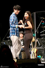 高清图：黄家强倾力献艺唱作世代 回应邓炜谦出书