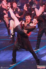 组图：TVB台庆 马国明田蕊妮获艺员票选视帝后