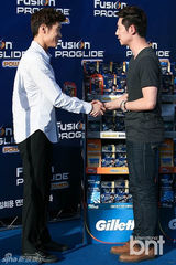 组图：韩国球星朴智星出席某品牌活动签名会