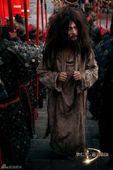 高清图：《狄仁杰》武则天造型曝光 刘嘉玲为戏漂眉