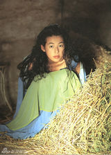 47岁铃木保奈美气质写真 获赞永远的赤名莉香