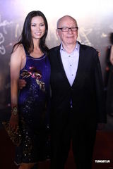 组图：华谊之夜上海举行 李冰冰安以轩等女星争艳