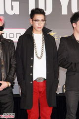 组图：BIGBANG赴港备战演唱会 中文问好透露新专辑