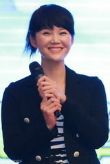 组图：乔振宇新剧携手宋祖英胞妹宋佳玲