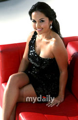 幻灯图集：台球选手Shanelle Loraine写真集发布会