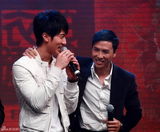 高清图：《锦衣卫》登《华人大综艺》 甄子丹仍沉浸