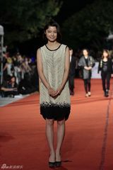 组图：电影金马奖红毯群星云集 女星性感华服斗艳