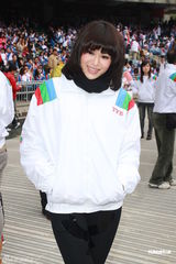 组图：陈敏之承认涨身价 应届港姐许亦妮否认绯闻